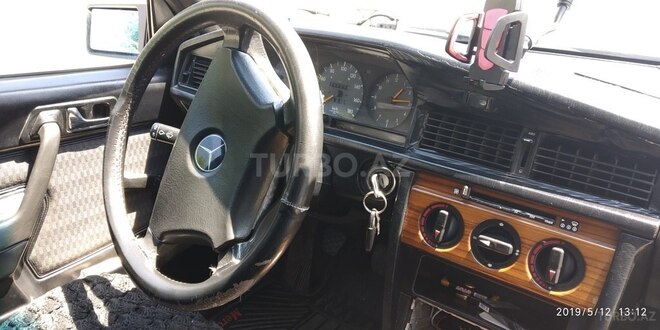 Mercedes 190 1991, 820,700 km - 2.0 l - İmişli