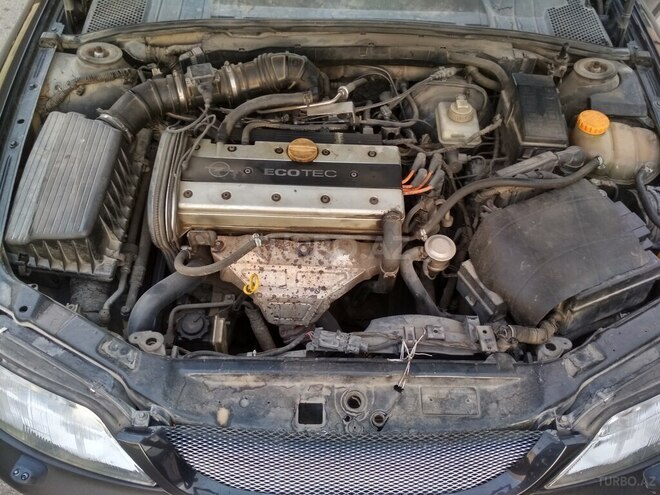 Opel Vectra 1997, 280,000 km - 2.0 l - Bakı
