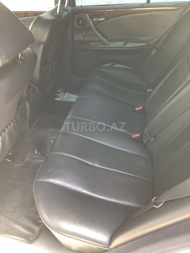 Mercedes E 240 2001, 236,000 km - 2.6 l - Bakı