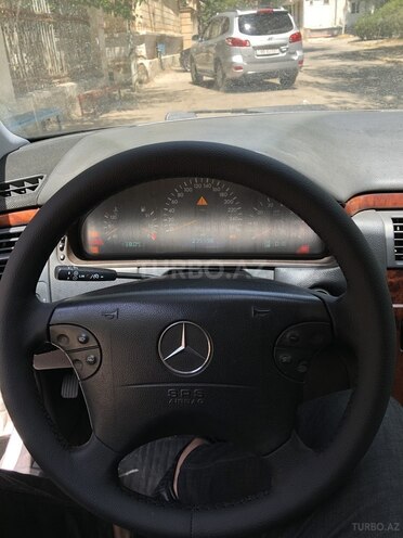 Mercedes E 240 2001, 236,000 km - 2.6 l - Bakı