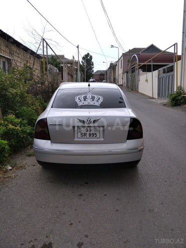 Volkswagen Passat 2000, 200,000 km - 1.8 l - Bakı