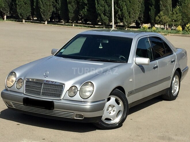 Mercedes E 240 1997, 323,090 km - 2.4 l - Gəncə