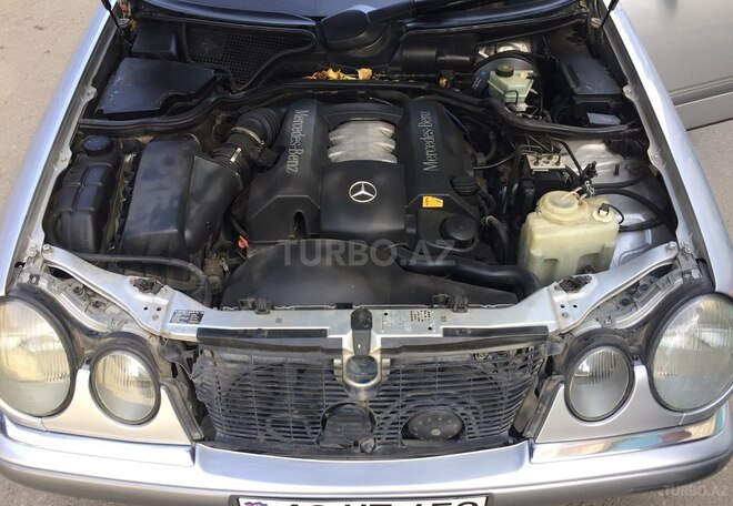 Mercedes E 240 1997, 323,090 km - 2.4 l - Gəncə