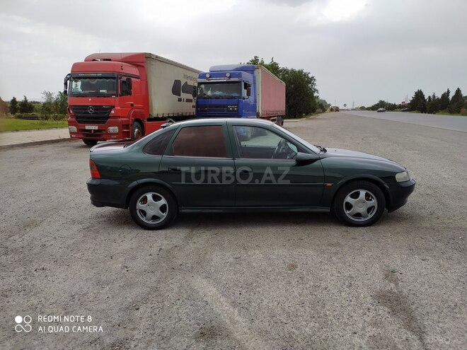 Opel Vectra 1998, 245,128 km - 1.6 л - Sumqayıt