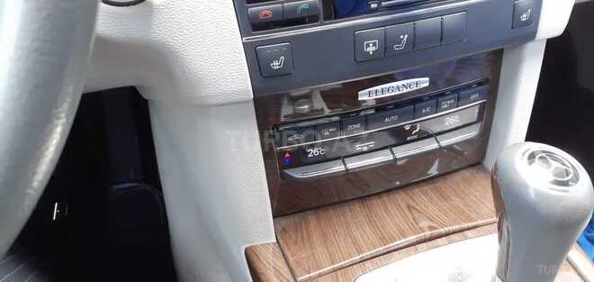 Mercedes E 250 2010, 167,777 km - 1.8 л - Bakı