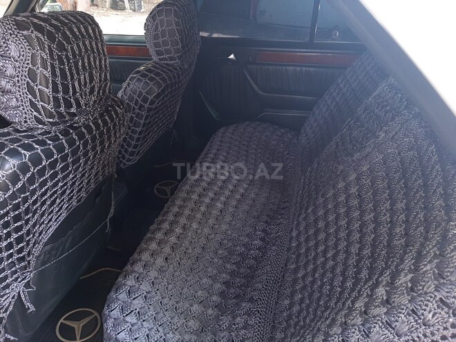 Mercedes E 220 1994, 400,000 km - 2.2 л - Sumqayıt