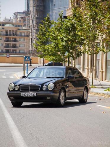 Mercedes E 280 1998, 269,700 km - 2.8 l - Bakı
