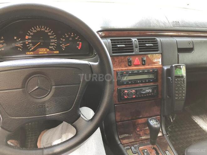 Mercedes E 280 1998, 269,700 km - 2.8 l - Bakı