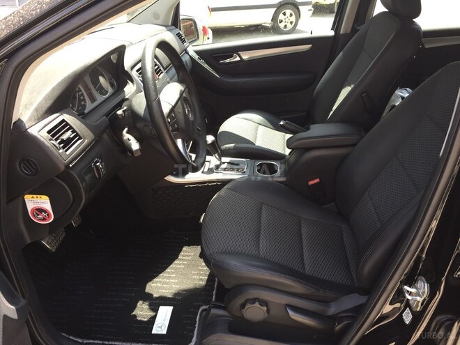 Mercedes B 180 2010, 68,000 km - 1.8 l - Bakı