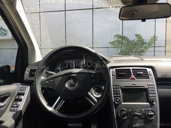 Mercedes B 180 2010, 68,000 km - 1.8 l - Bakı