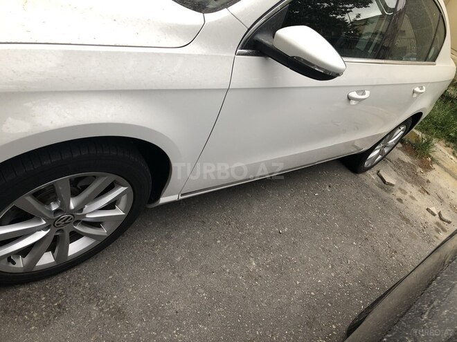 Volkswagen Passat 2013, 53,000 km - 2.5 l - Bakı