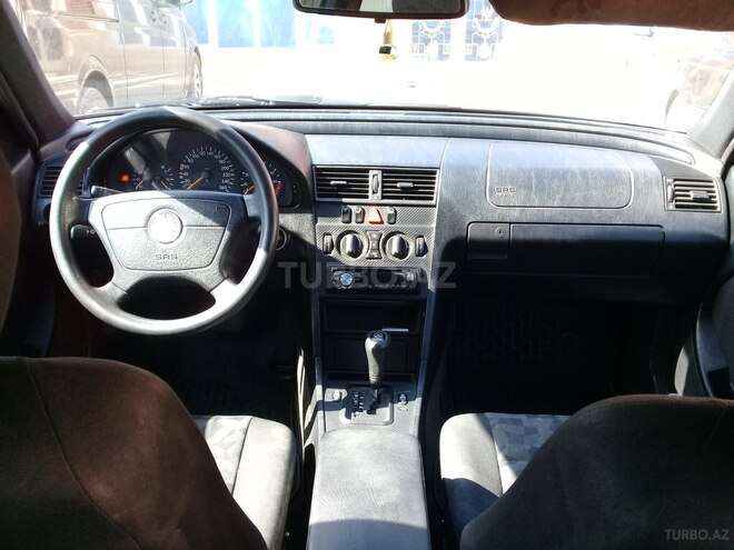 Mercedes C 200 1999, 281,500 km - 2.0 l - Bakı
