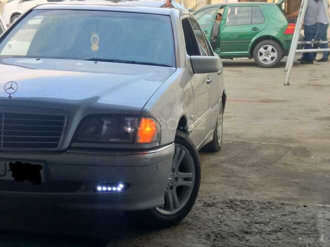 Mercedes C 180 1997, 301,860 km - 1.8 л - Gəncə