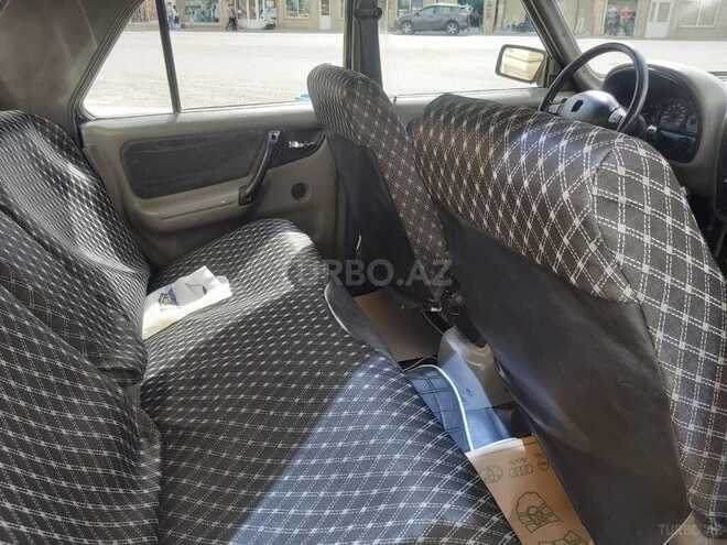 GAZ 3110 2001, 350,000 km - 2.4 l - Bakı