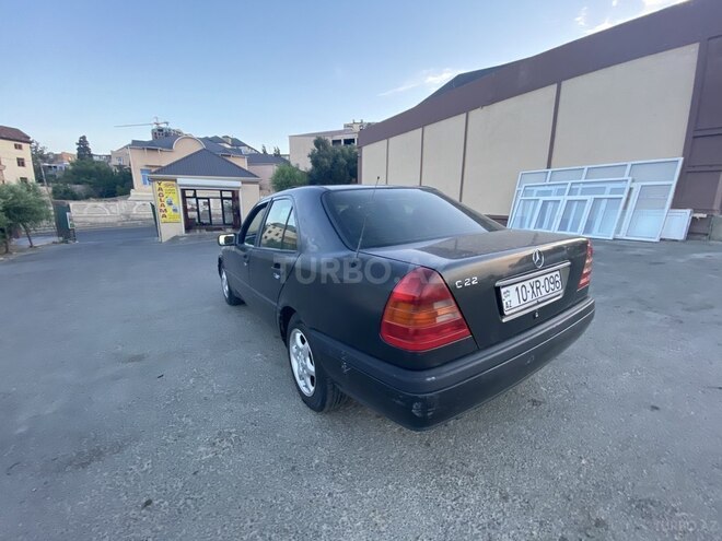 Mercedes C 220 1995, 530,000 km - 2.2 l - Bakı