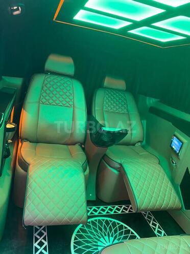 Mercedes V 220 2016, 68,000 km - 2.2 l - Bakı