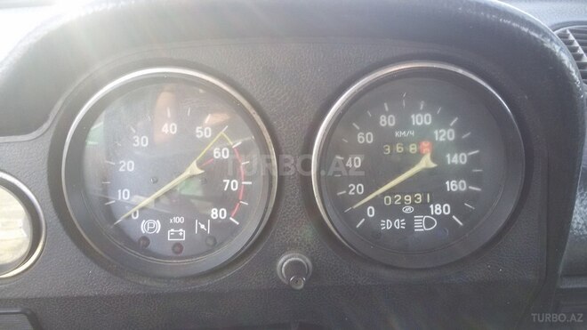 LADA (VAZ) 2106 1983, 293,000 km - 1.3 l - Neftçala