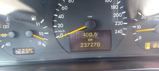 Mercedes E 200 2000, 237,000 km - 2.0 л - Şəmkir