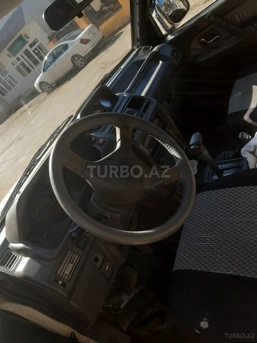 Mitsubishi Pajero 1992, 345,200 km - 2.5 l - Qusar