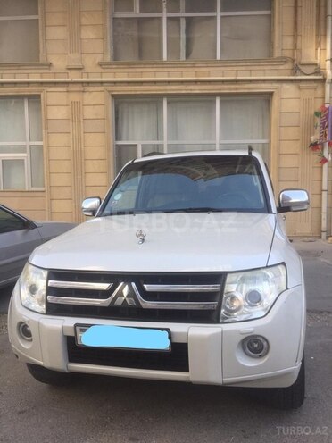 Mitsubishi Pajero 2008, 191,000 km - 3.0 л - Bakı