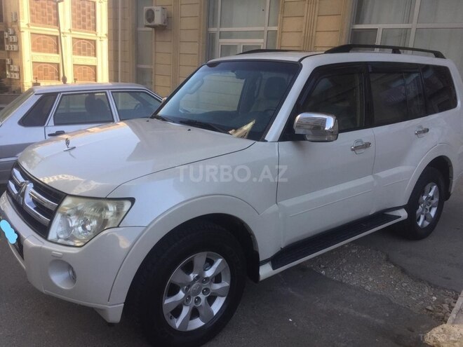 Mitsubishi Pajero 2008, 191,000 km - 3.0 л - Bakı