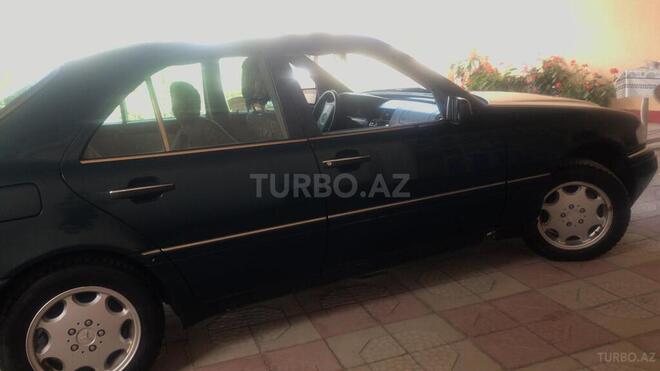 Mercedes C 220 1995, 280,000 km - 2.2 l - Bakı