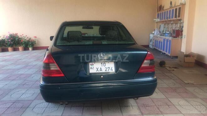 Mercedes C 220 1995, 280,000 km - 2.2 l - Bakı