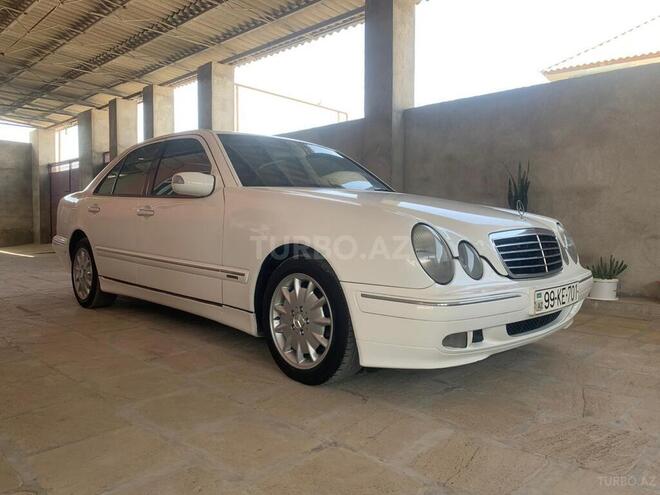Mercedes E 220 2000, 352,968 km - 2.2 l - Bakı