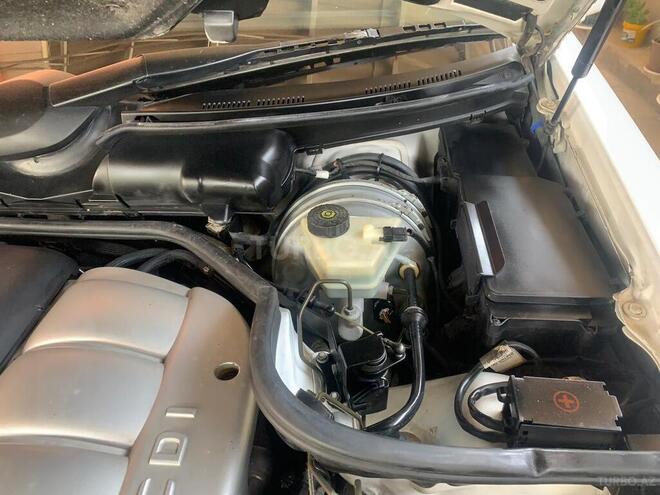 Mercedes E 220 2000, 352,968 km - 2.2 l - Bakı