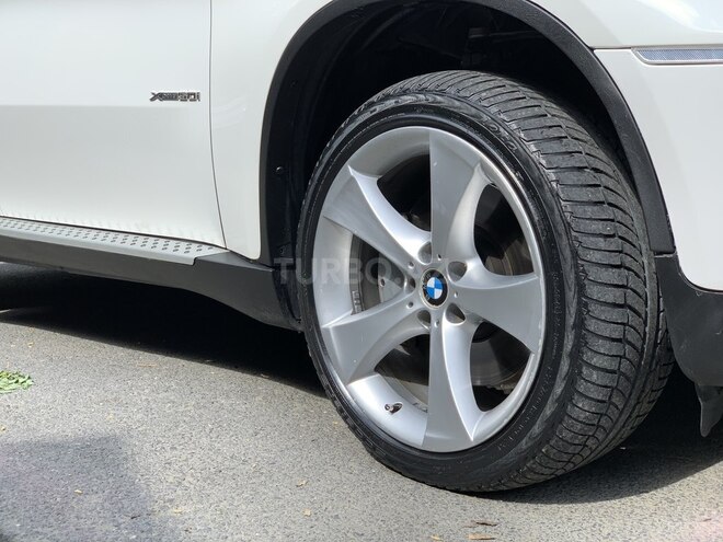 BMW X6 2008, 130,000 km - 4.4 l - Qəbələ