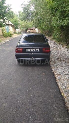 Opel Vectra 1995, 241,000 km - 2.0 l - Bakı