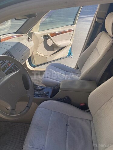 Mercedes C 240 1998, 122,000 km - 2.4 l - Gəncə