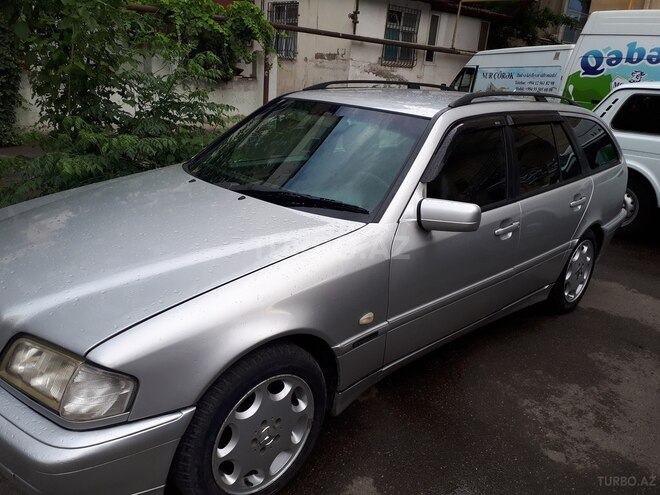 Mercedes C 220 1999, 375,000 km - 2.2 l - Bakı