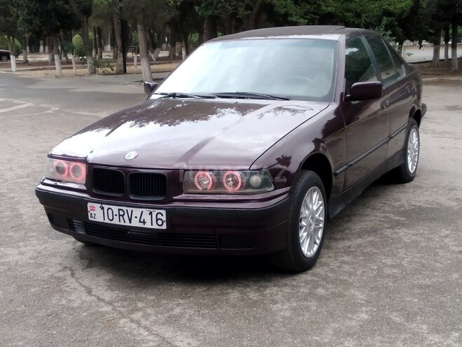 BMW 316 1993, 257,000 km - 1.6 l - Sumqayıt