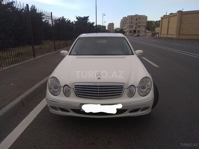 Mercedes E 320 2003, 268,000 km - 3.2 l - Bakı