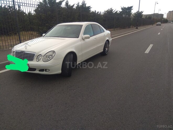 Mercedes E 320 2003, 268,000 km - 3.2 l - Bakı