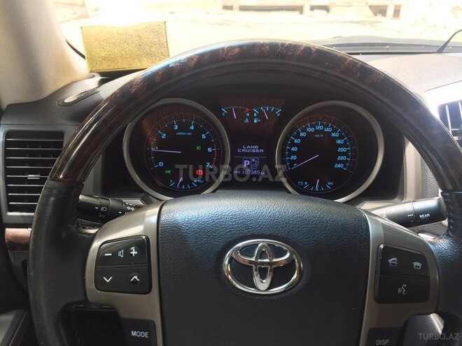 Toyota Land Cruiser 2013, 107,182 km - 4.0 l - Bakı