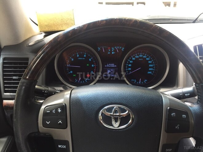 Toyota Land Cruiser 2013, 107,182 km - 4.0 l - Bakı