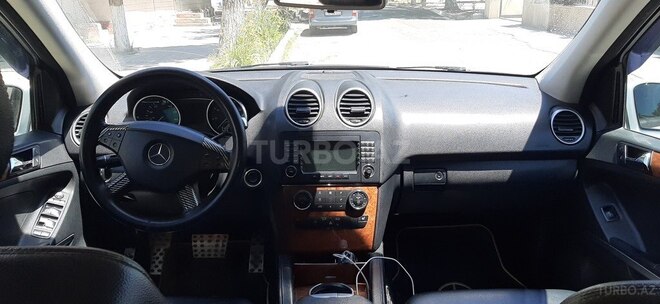 Mercedes ML 350 2006, 310,000 km - 3.5 l - Xaçmaz