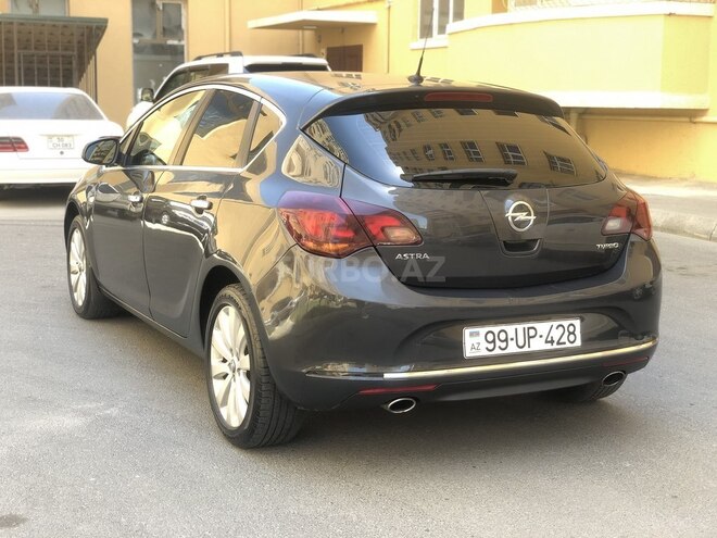 Opel Astra 2013, 162,000 km - 1.4 л - Sumqayıt