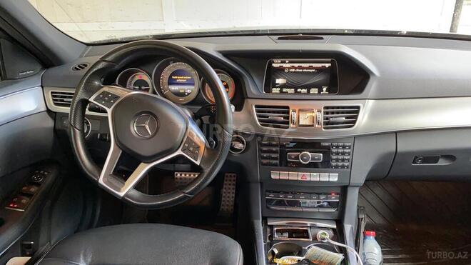 Mercedes E 250 2013, 215,000 km - 2.5 л - Bakı