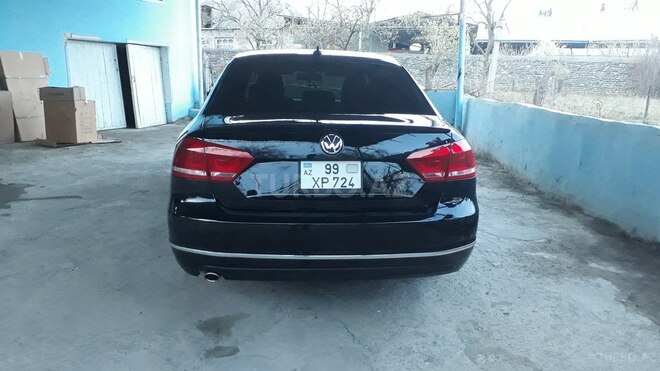Volkswagen Passat 2013, 210,000 km - 2.0 l - Bakı