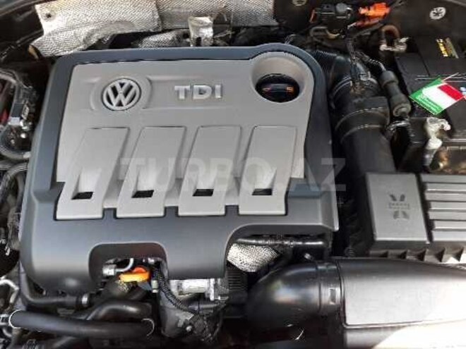 Volkswagen Passat 2013, 210,000 km - 2.0 l - Bakı