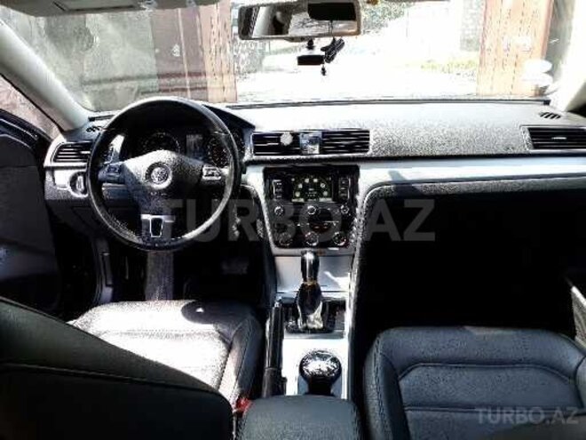 Volkswagen Passat 2013, 210,000 km - 2.0 l - Bakı