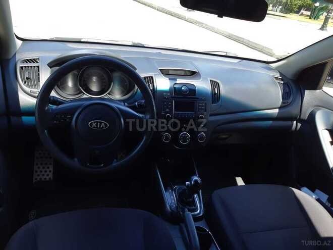 Kia Cerato 2012, 185,000 km - 1.6 l - Qusar