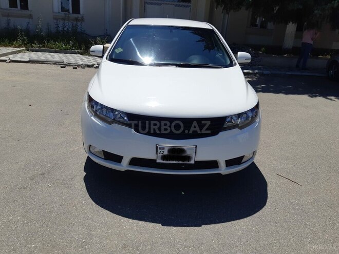 Kia Cerato 2012, 185,000 km - 1.6 l - Qusar