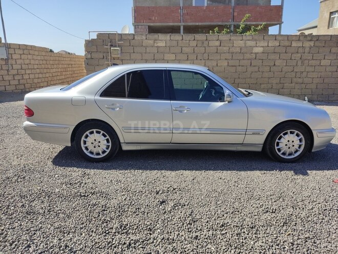 Mercedes E 240 2000, 304,943 km - 2.4 l - Sumqayıt