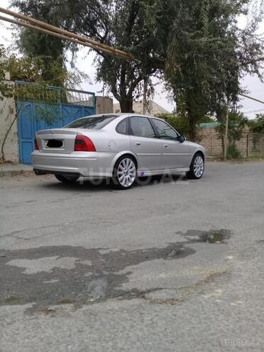 Opel Vectra 2000, 135,000 km - 1.8 л - Bakı