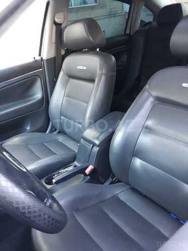 Volkswagen Passat 2002, 329,845 km - 1.8 l - Bakı
