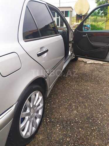 Mercedes C 240 2000, 202,000 km - 2.4 l - Tovuz